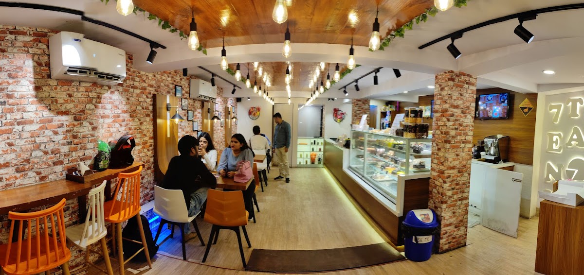 7th Heaven in Kolkata