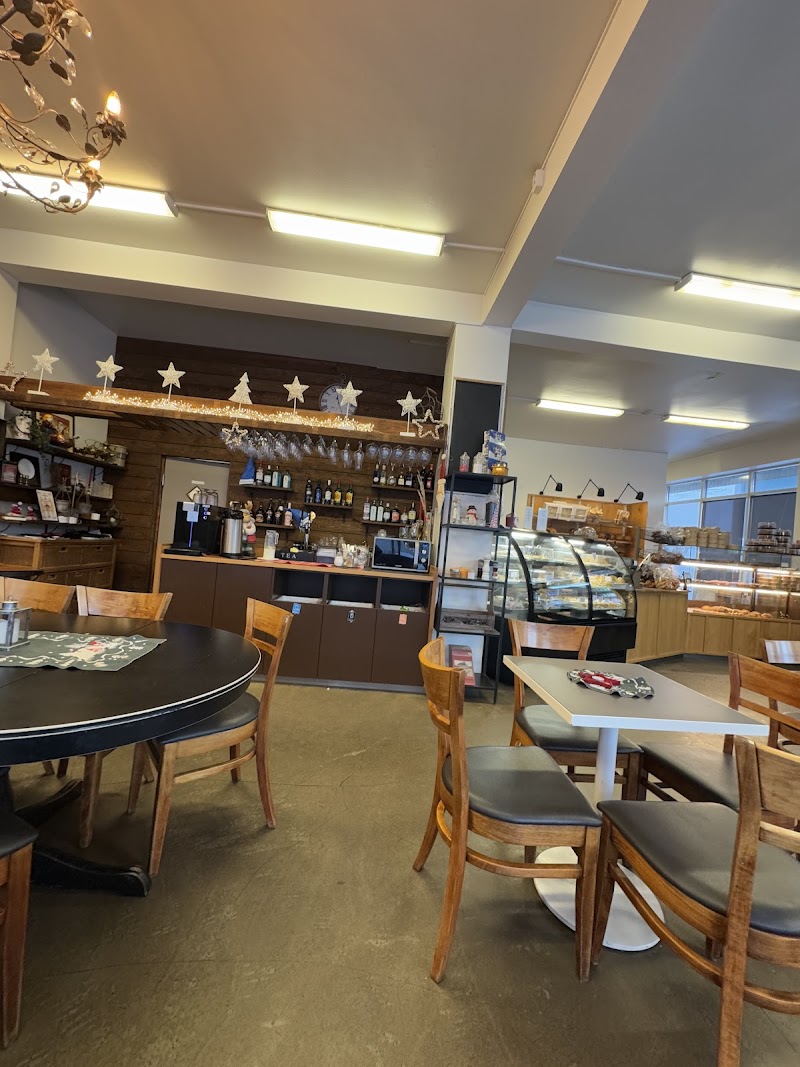 Aðalbakarí - Bakery in Fjallabyggð