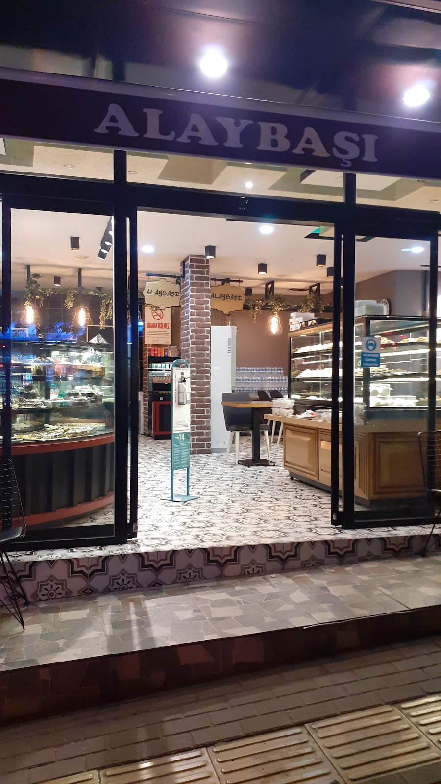 Alaybaşı pasta börek in Yıldırım