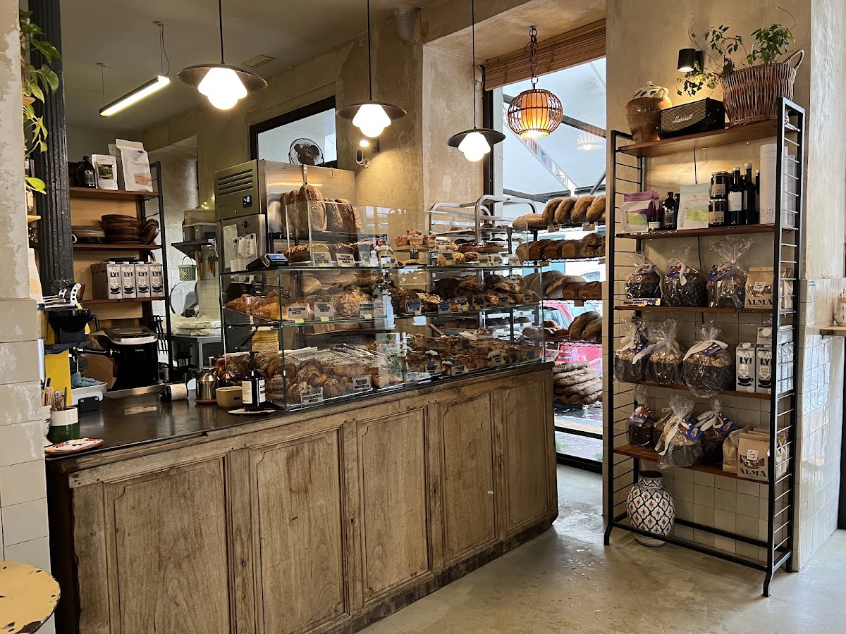 Alma Nomad Bakery in Madrid