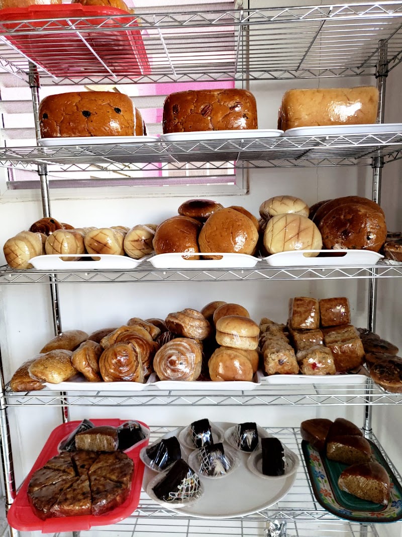 Argentina Home Made Bakery - Bakery in Corozal Town