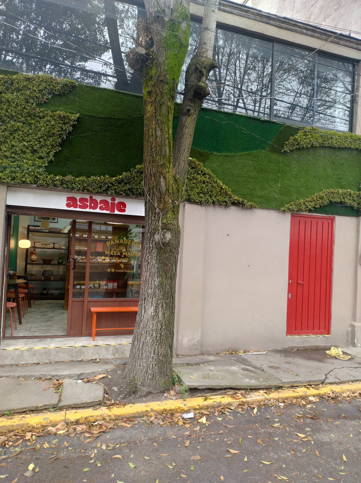 Asbaje Bakehouse in Toluca