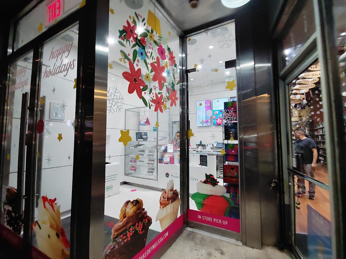 Baked by Melissa - Bakery in New York