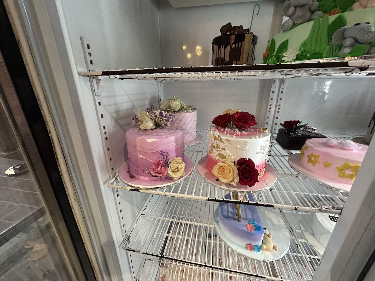 Baker's Hut in Pimpri-Chinchwad