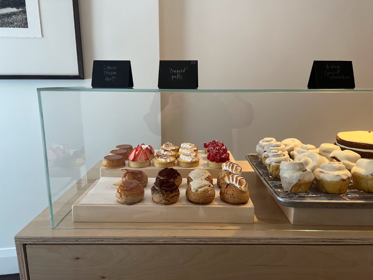 Bakerbots Baking in Toronto