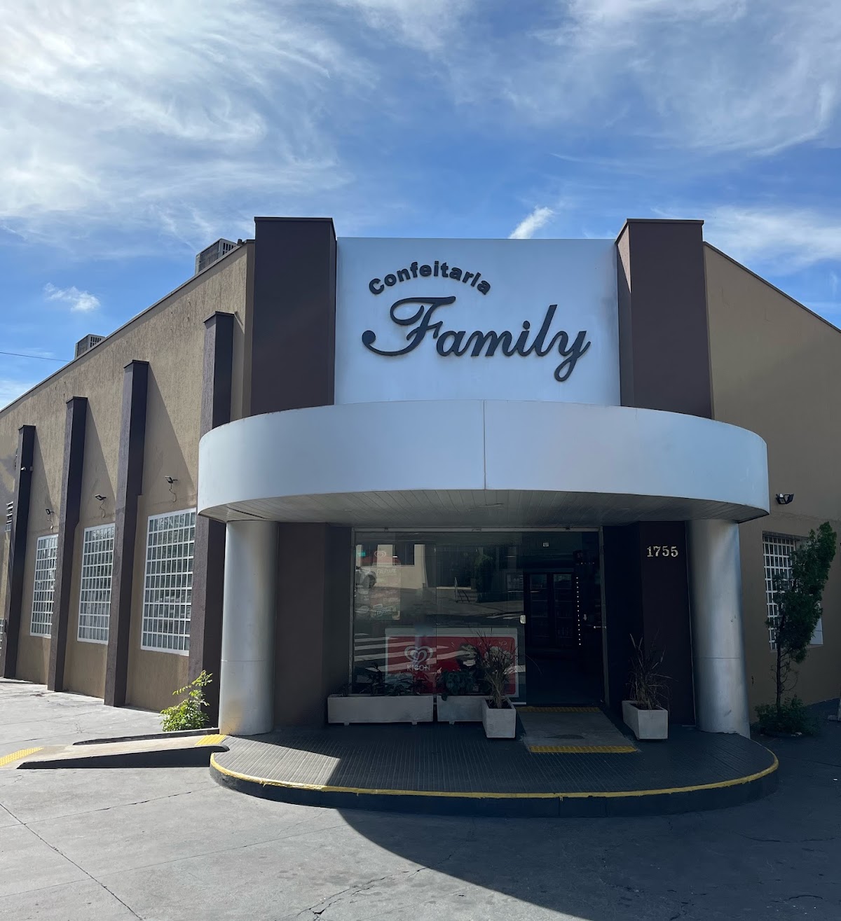 Bakery Confectionery Family - Bakery in São José do Rio Preto