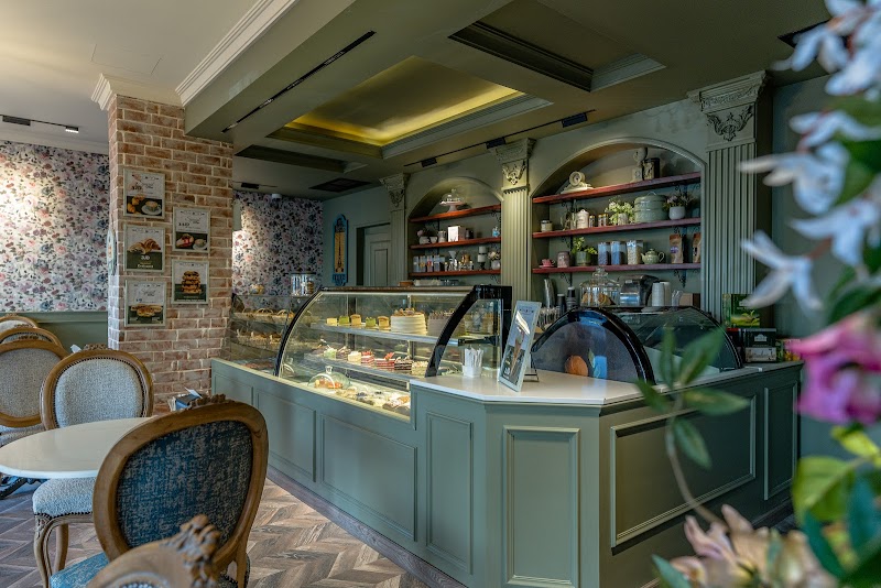 Bakery Shop & Cafe