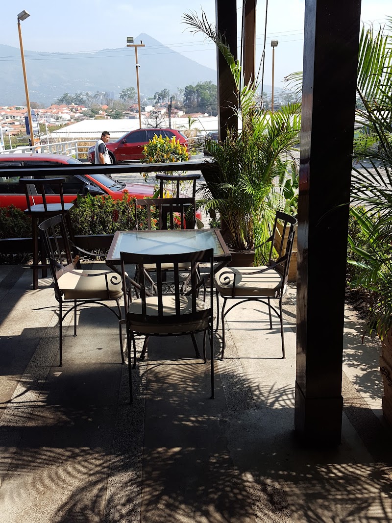 Belen Bakery - Bakery in Antiguo Cuscatlán
