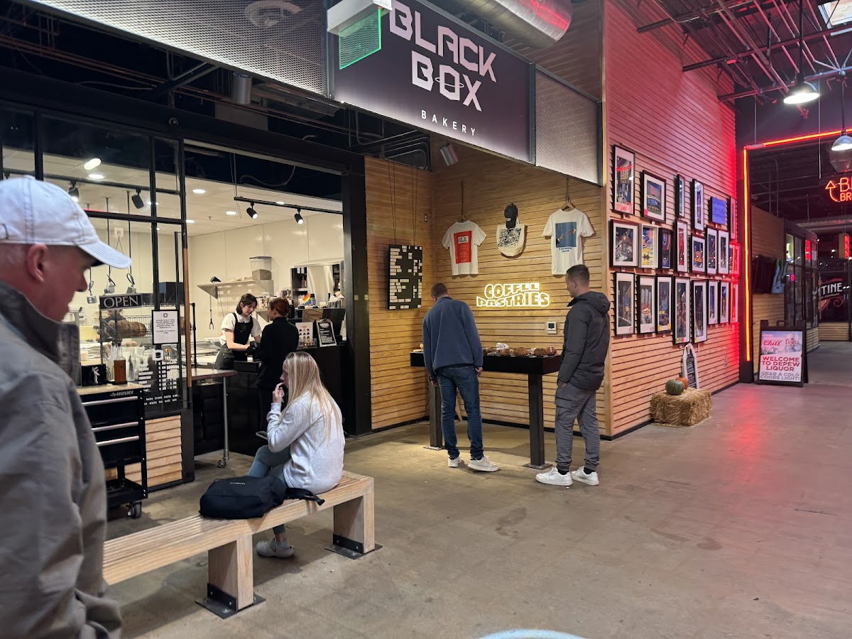 Black Box Bakery in Edgewater