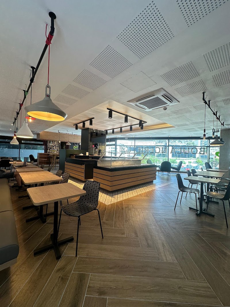 Boulangerie Ange - Fleca Panaderia Cafeteria