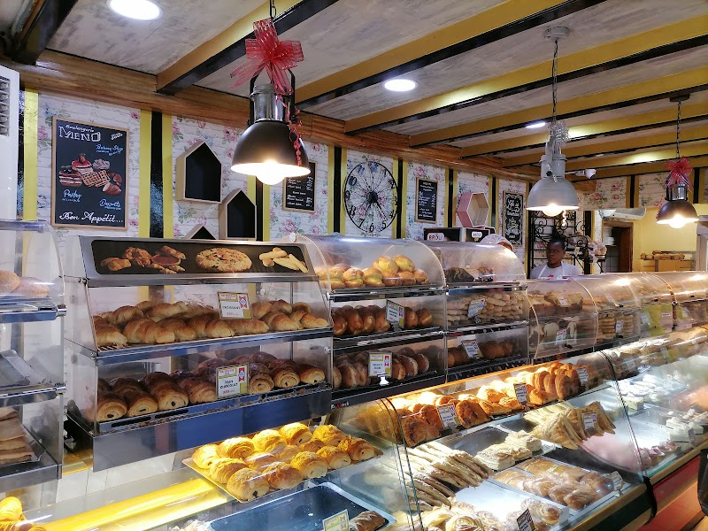 Boulangerie Pâtisserie Champion NDOKOTI - Boulangerie in Douala