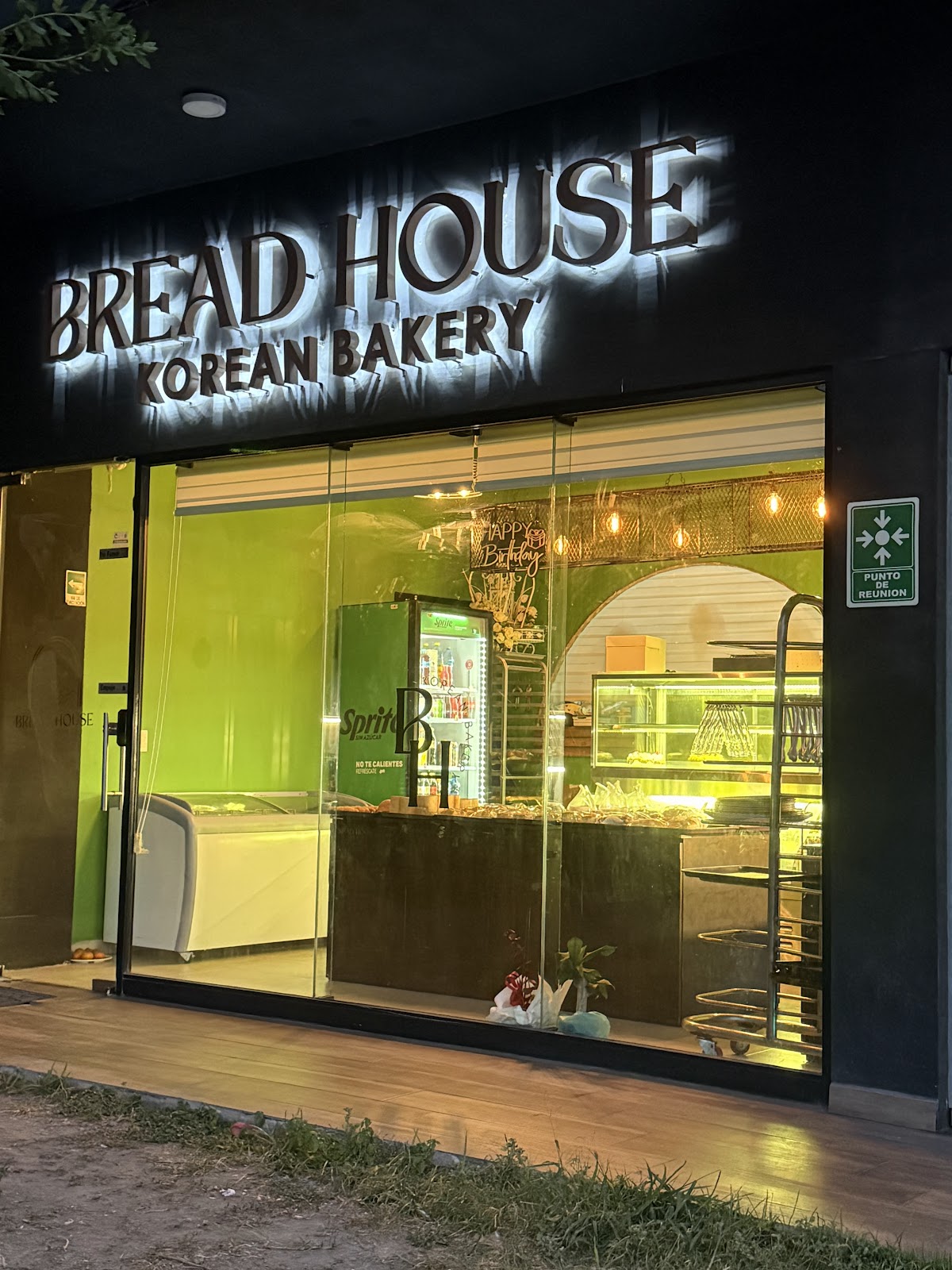 Bread House Korean Bakery - Bread Bakery in Apodaca