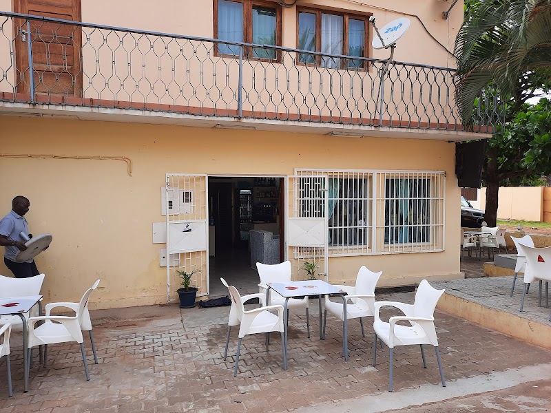 Cafe Pastelaria Pau de Canela - Cafe Bakery in Cidade de Maputo