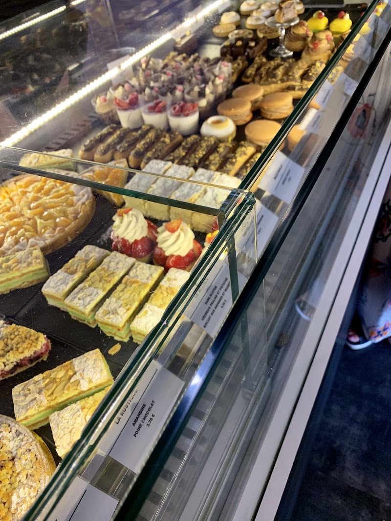 Cakesbyqc in Fort-de-France