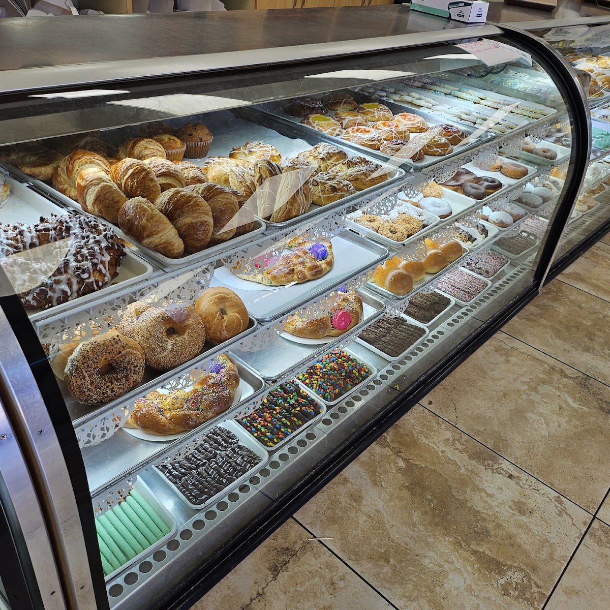 Calandra's Bakery in Newark