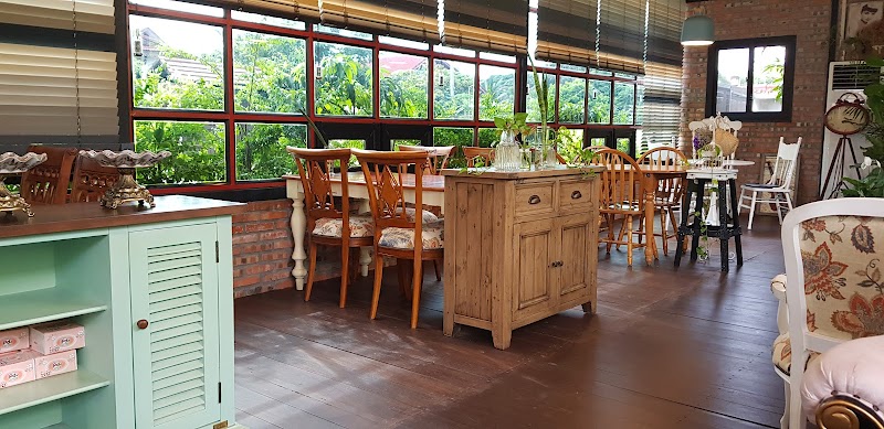 Carmel Bakery Cafe in Vientiane