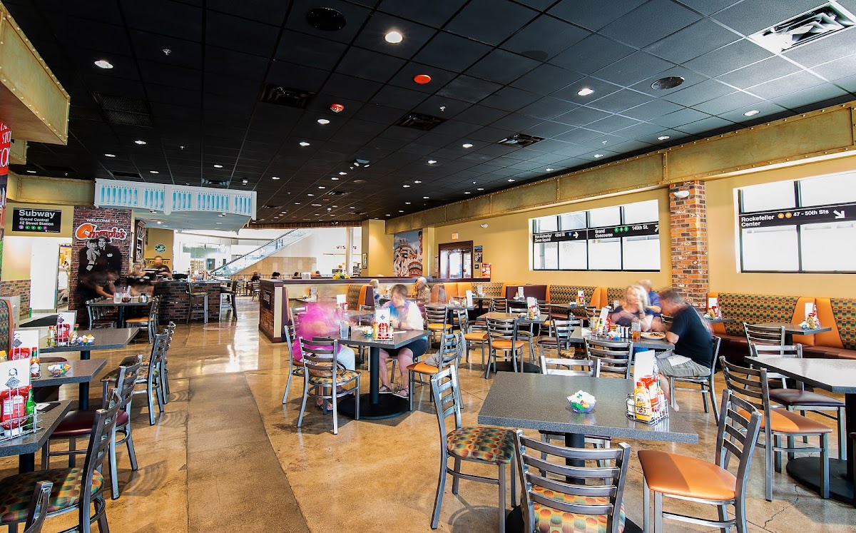 Chompie's in Glendale