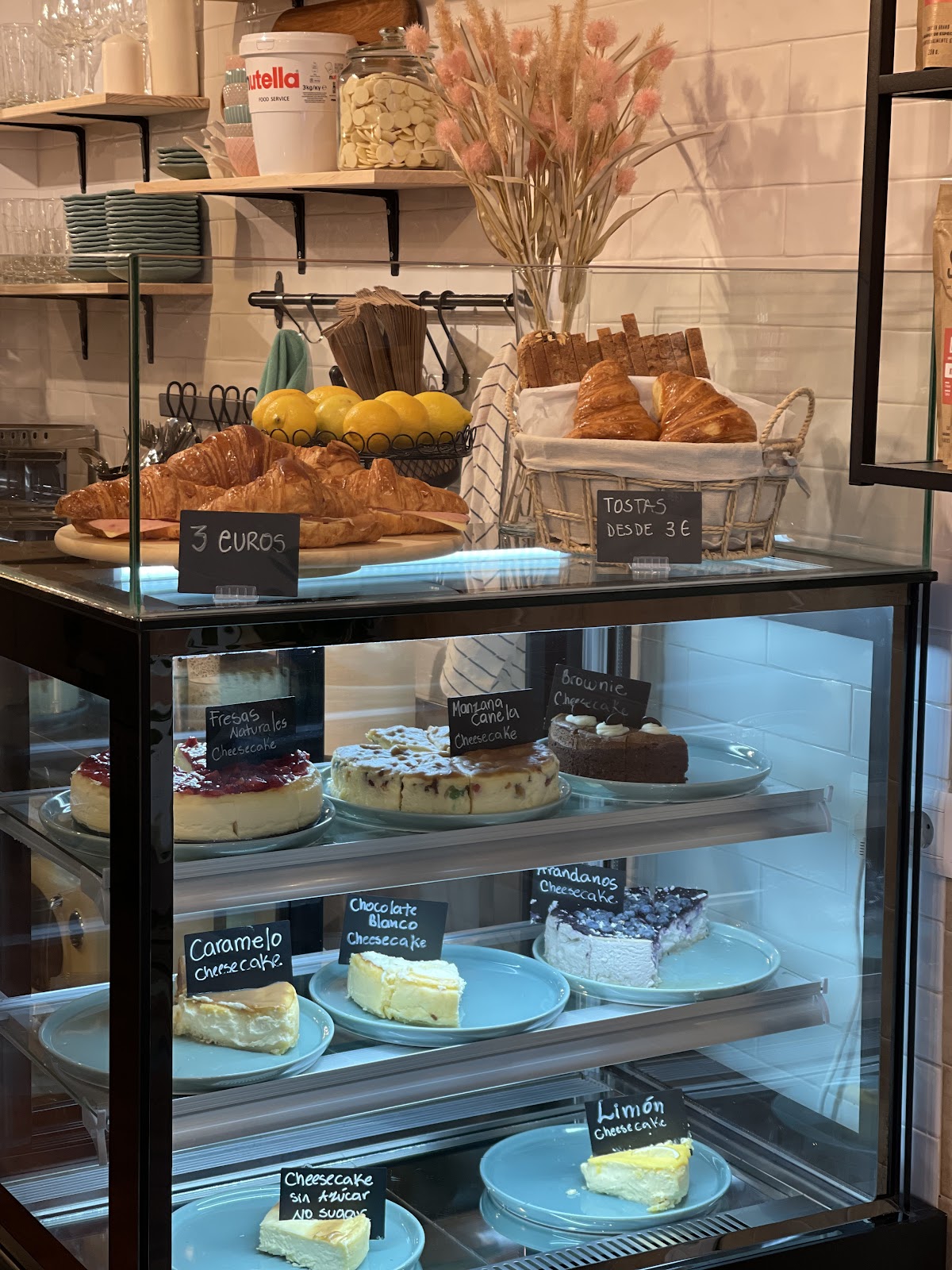 Claus Bakery Cheesecake Factory in Málaga