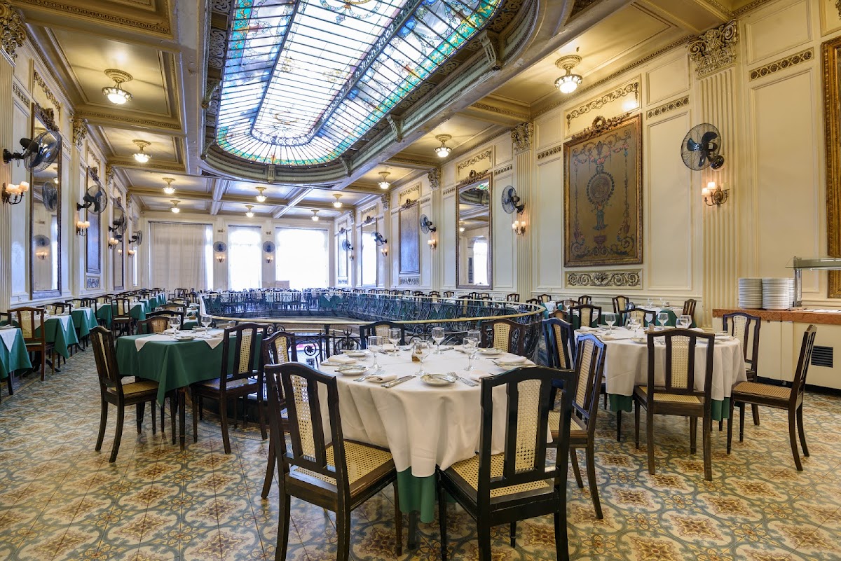 Confeitaria Colombo in Rio de Janeiro