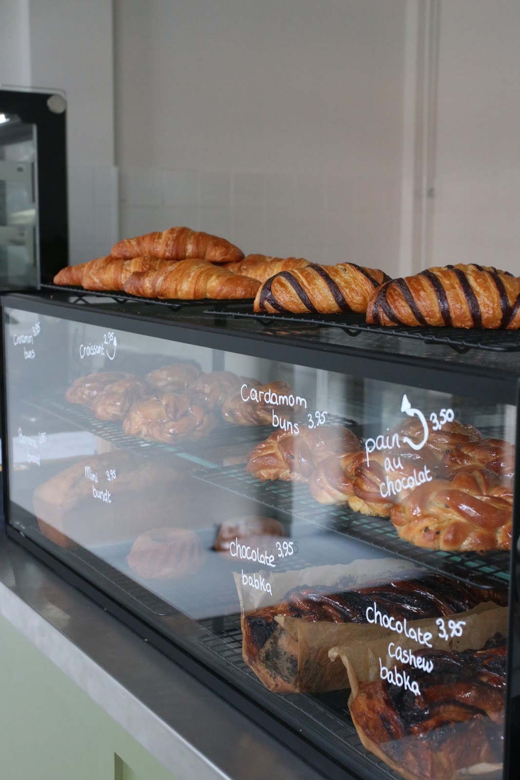 Crave Coffee & Bakery - Cafe Bakery in Rotterdam