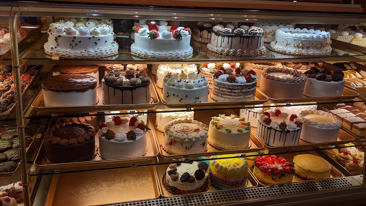 Delillo Pastry Shop - Pastry Shop in Bronx