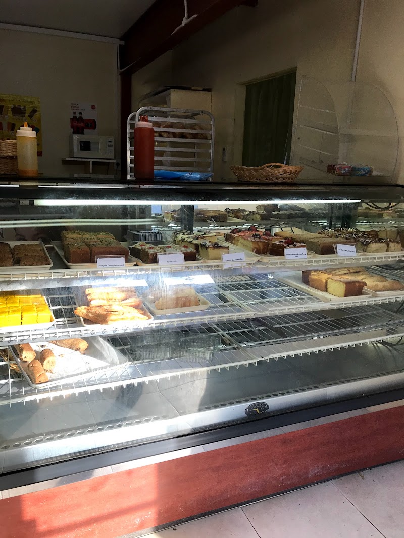 DER Cakes and Supplies in Bridgetown