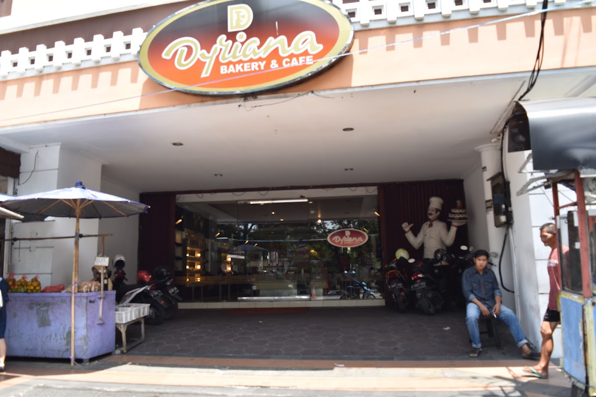 Dyriana Bakery & Cafe in Semarang