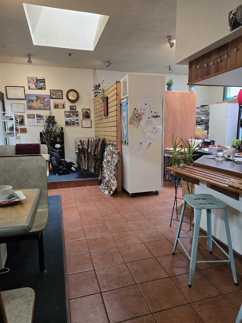Eat Humble Pie in Alexandra