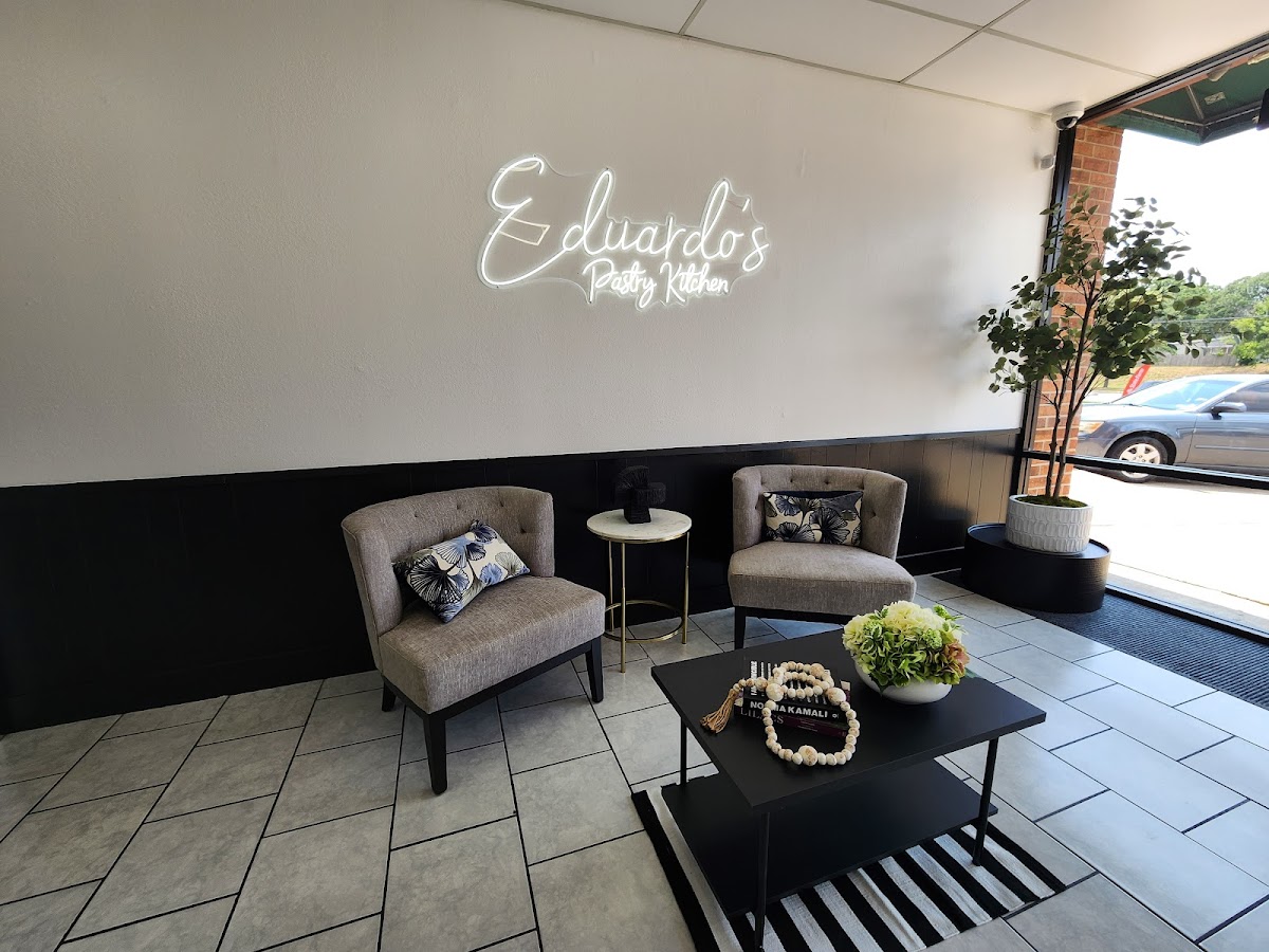 Eduardo's Pastry Kitchen in Fort Worth