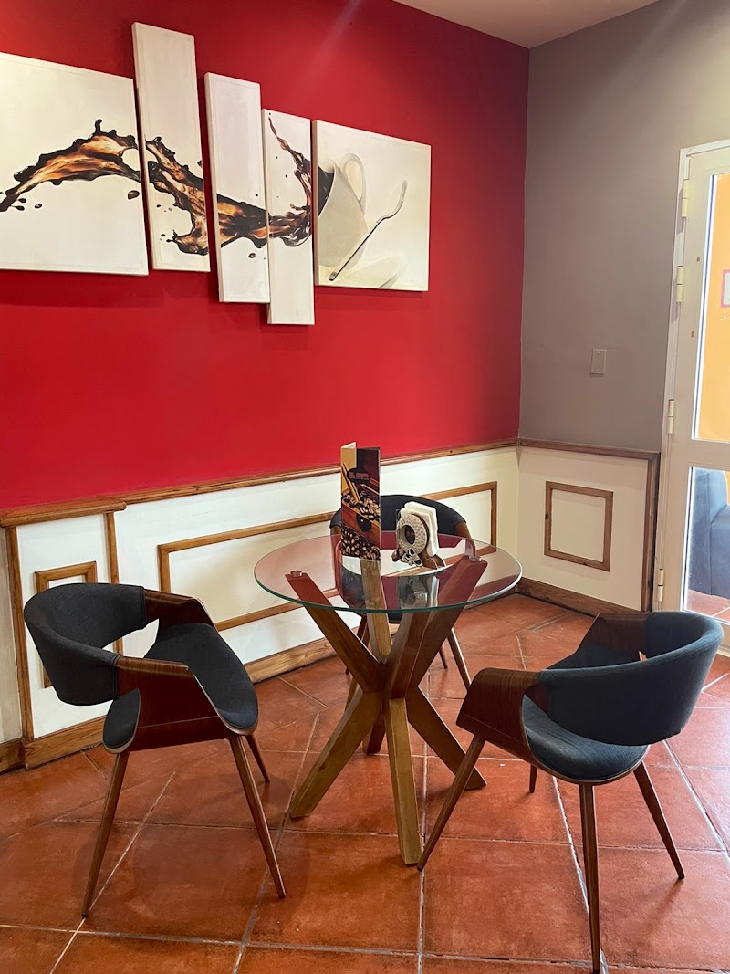 El Coco Cake Bakery and Coffee Shop in Higüey