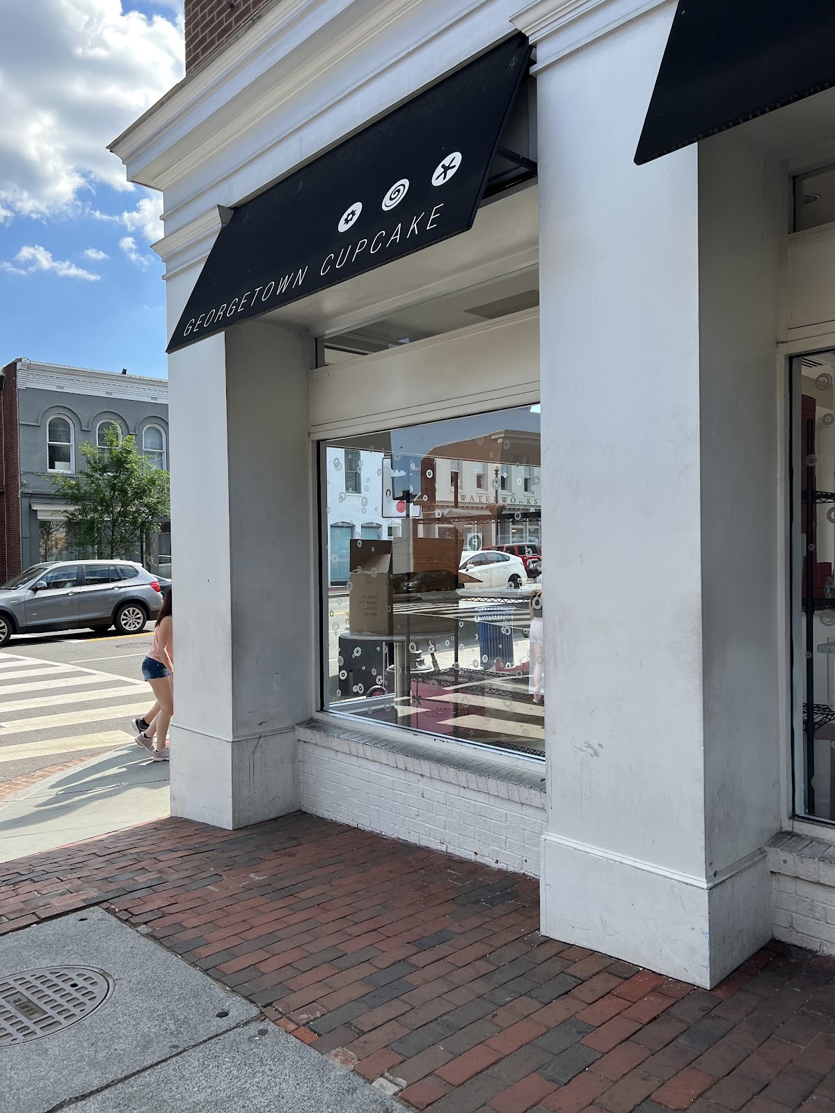 Georgetown Cupcake - Cake Shop in New York