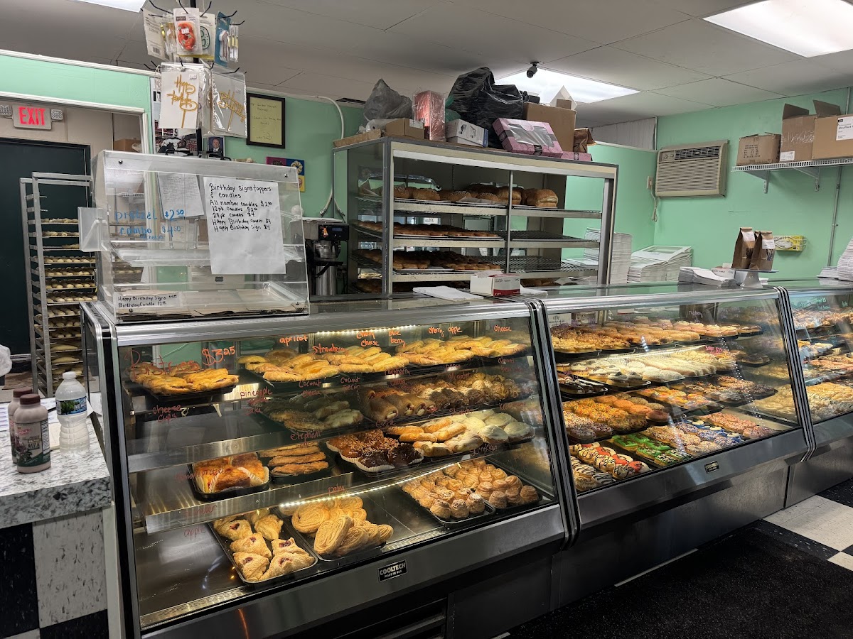 Golden Hands Bakery - Bakery in Fairfax