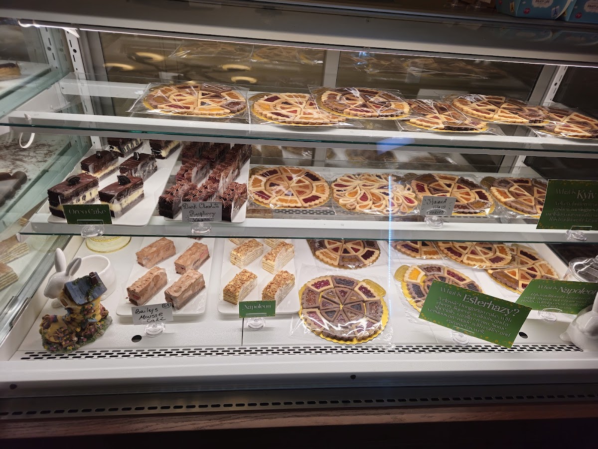 Honey Bunny Pastry Shop in Winnipeg