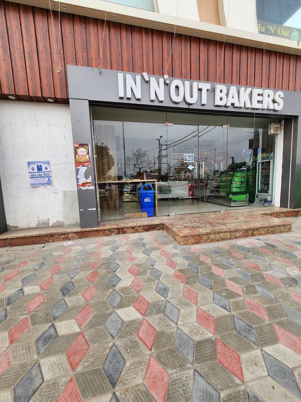 In 'N' OUT bakers in Amritsar
