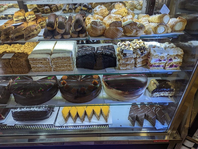 Irina's Cakes
