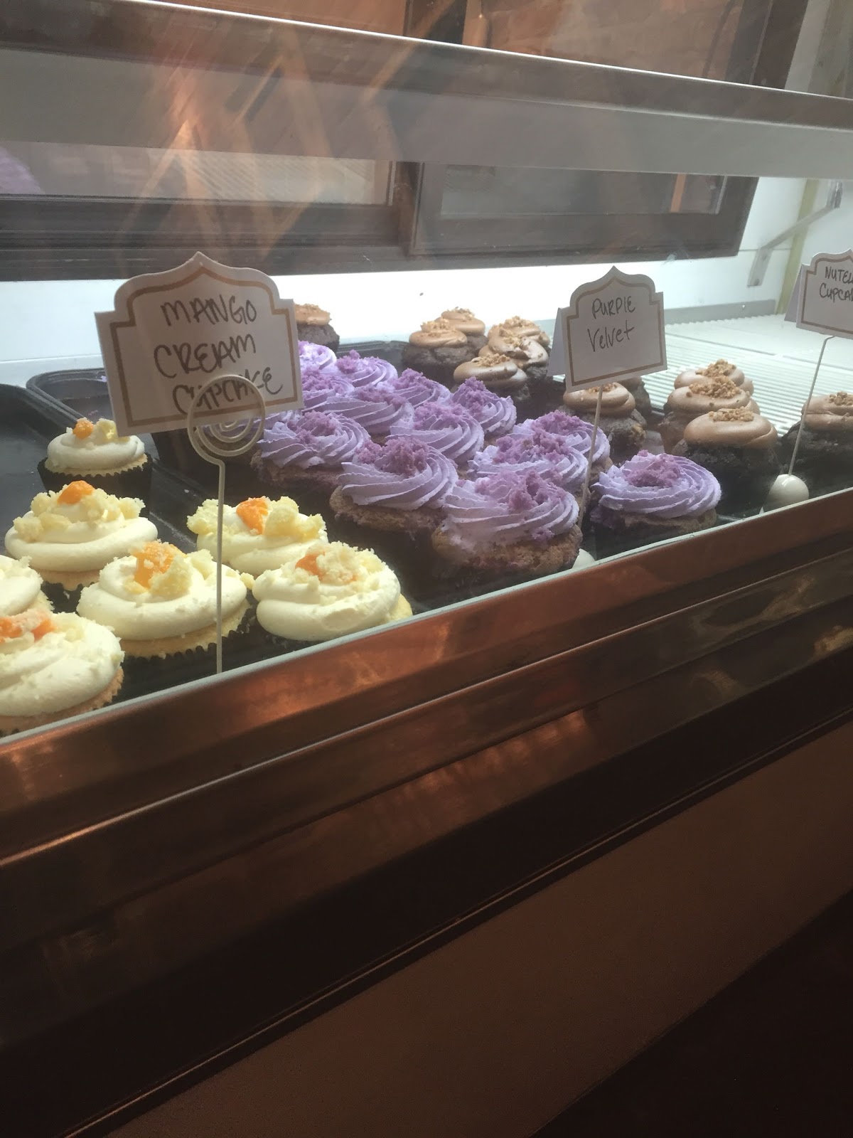 Jennivee's Bakery & Cafe - Cafe Bakery in Chicago