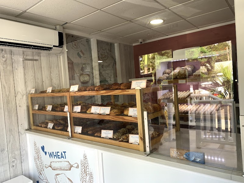 La Baguette - Bakery in Saint James