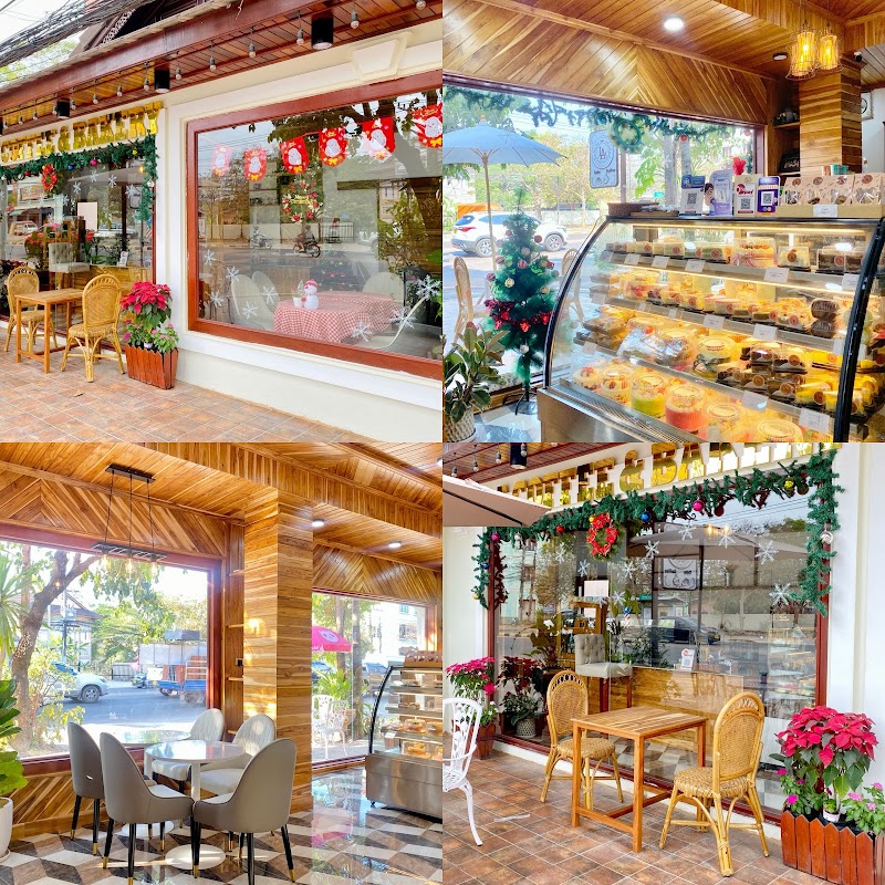 La Coffee and Bakery in Laos