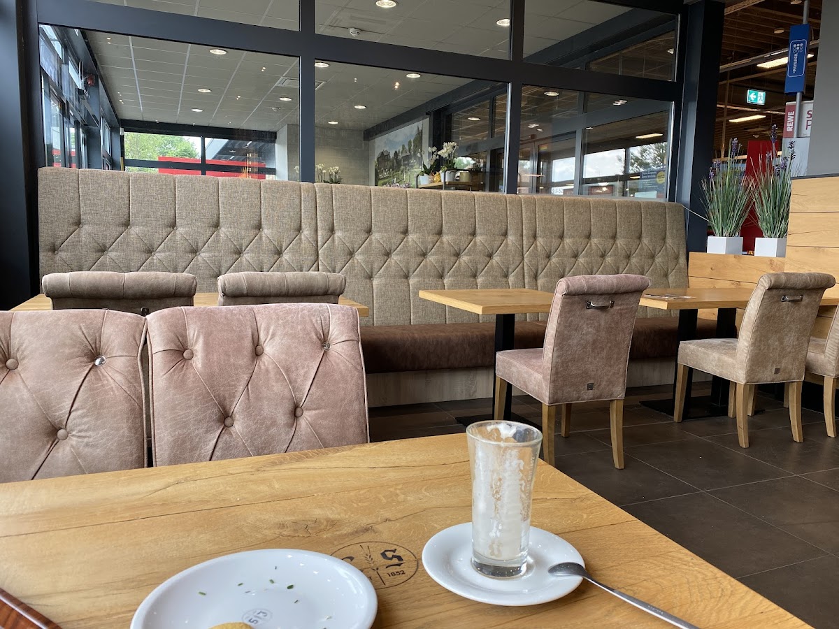 Landbäckerei Stinges - Bakery in Brüggen