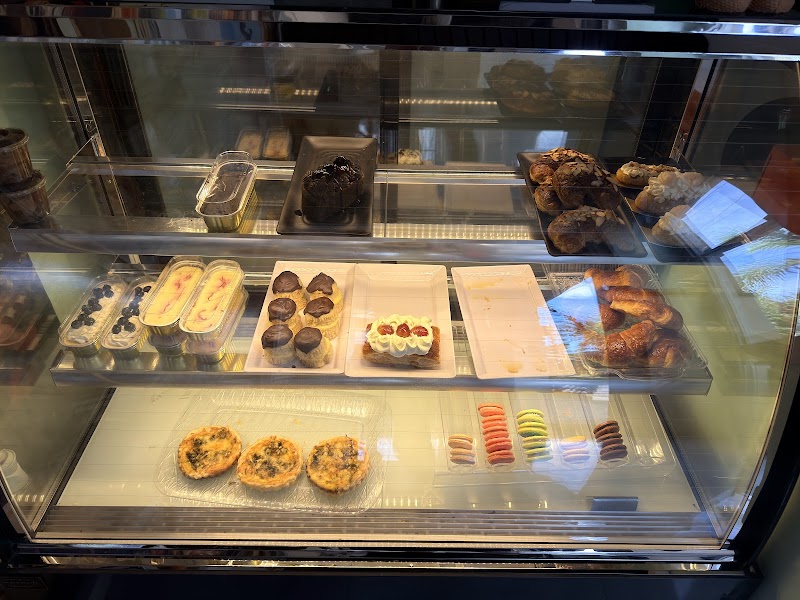 Le Macaron Pastries and Desserts Jamaica - Macaron Shop in St Andrew