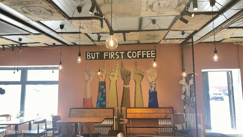 LEDO - coffee shop and bakery