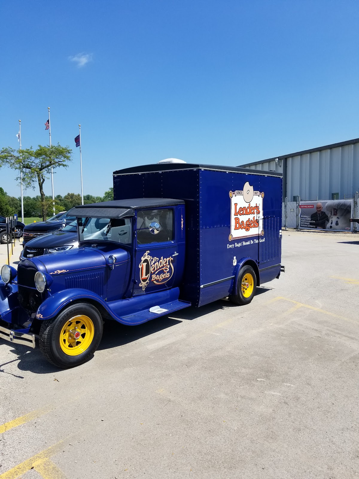 Lender's Bagels - Bagel Shop in Mattoon