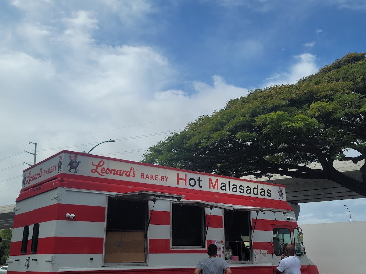 Leonard's Bakery in Aiea
