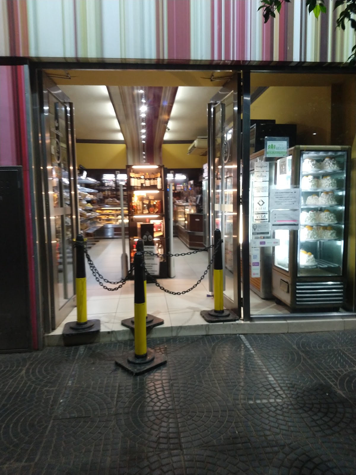 Los Confiteros in Rosario