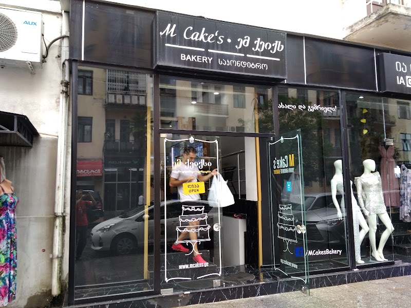 M Cake's