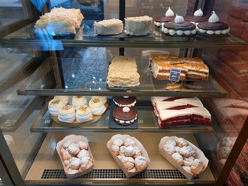 Madina's bakery in Астана