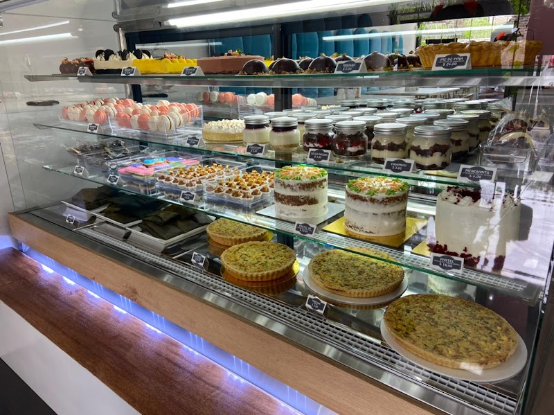 Magic Cakes Boutique in Alangasí