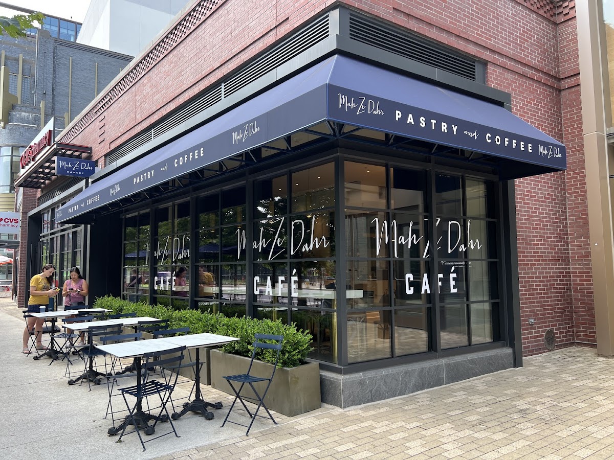 Mah-Ze-Dahr Bakery in Arlington