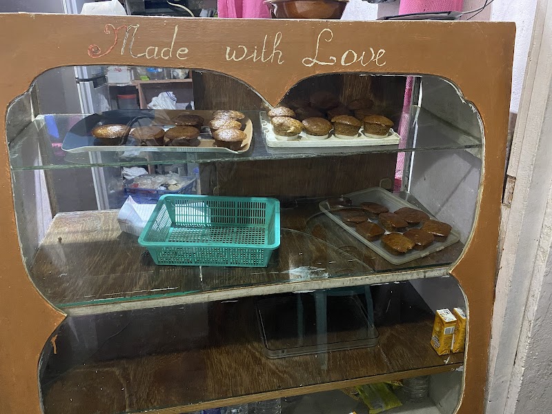 Manna Bakery and Food House in Amargadhi