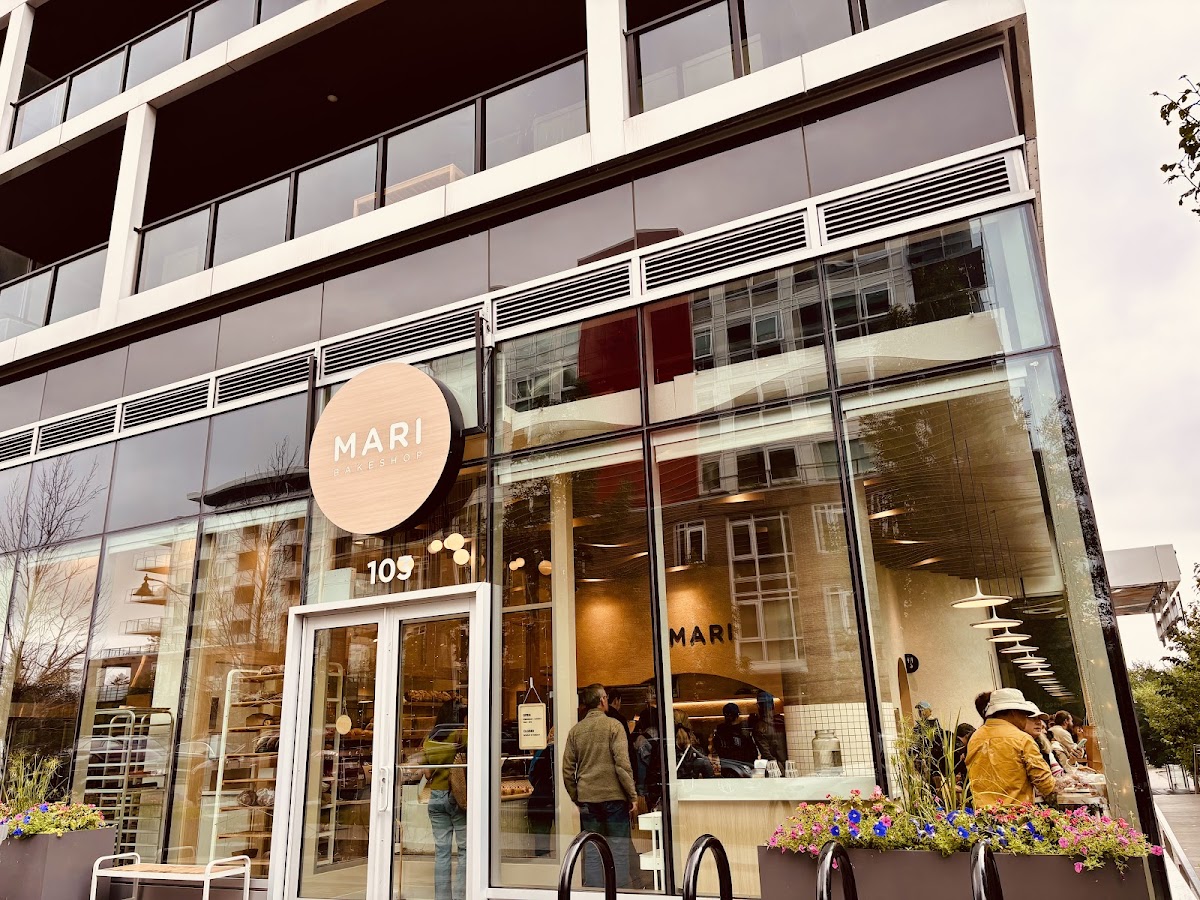 Mari Bakeshop in Calgary